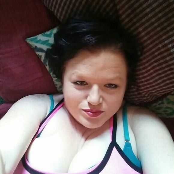 Meet your Posher, Mandi - Picture 1 of 1